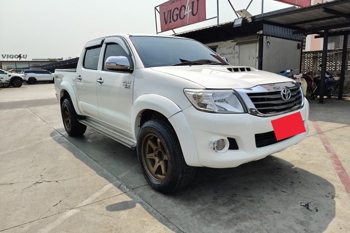 VIGO PRE 2012 3.0G AT DOUBLE CAB WHITE  8583 full