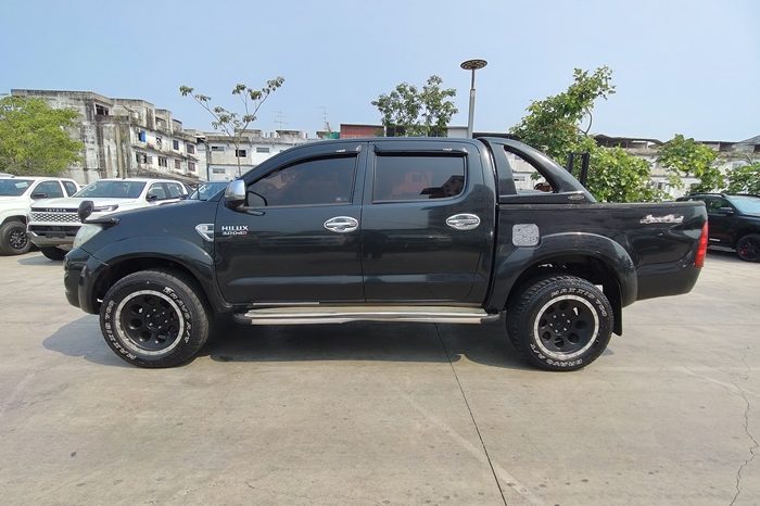 VIGO 4WD 2011 3.0G AT DOUBLE CAB BLACK  1016 full