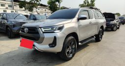 REVO PRE 2021 2.4 MID AT SMART CAB SILVER  3421