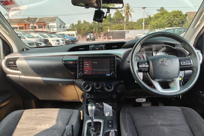 REVO PRE 2021 2.4 MID AT SMART CAB SILVER  3421 full