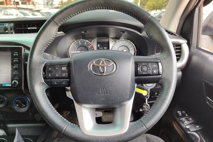 REVO PRE 2021 2.4 MID AT SMART CAB SILVER  3421 full