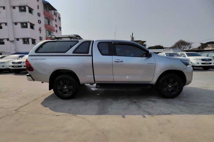 REVO PRE 2021 2.4 MID AT SMART CAB SILVER  3422 full