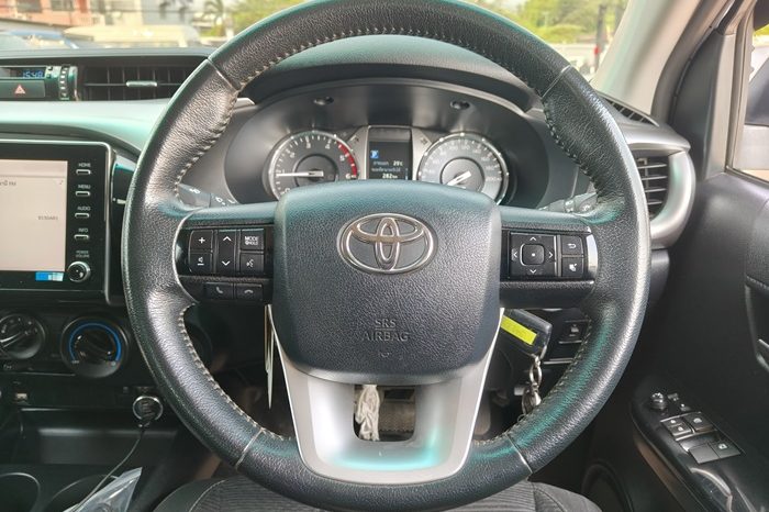 REVO PRE 2021 2.4 MID AT SMART CAB SILVER  3422 full