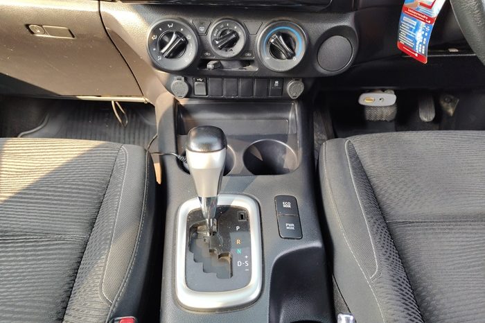 REVO PRE 2021 2.4 MID AT SMART CAB SILVER  3428 full