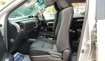 REVO 4WD 2021 2.4 MID MT DOUBLE CAB SILVER  7305 full