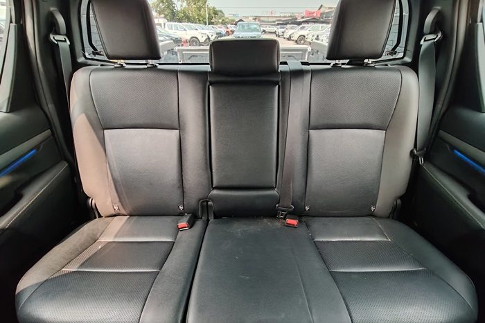 ROCCO PRE 2023 2.4 HIGHT AT DOUBLE CAB WHITE  1533 full