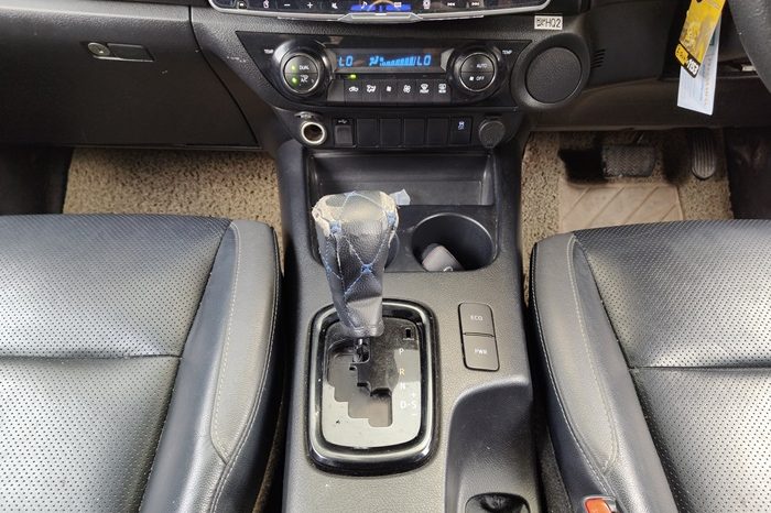 ROCCO PRE 2023 2.4 HIGHT AT DOUBLE CAB WHITE  1533 full