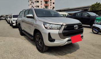 REVO PRE 2020 2.4 ENTRY AT DOUBLE CAB SILVER  2715 full