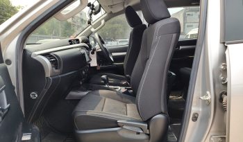 REVO PRE 2020 2.4 ENTRY AT DOUBLE CAB SILVER  2715 full