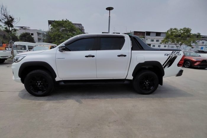 ROCCO PRE 2018 2.4G AT DOUBLE CAB WHITE  4142 full