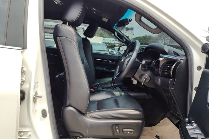 ROCCO PRE 2018 2.4G AT DOUBLE CAB WHITE  4142 full