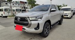 REVO 4WD 2021 2.4 MID MT SMART CAB SILVER  8464