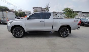 REVO 4WD 2021 2.4 MID MT SMART CAB SILVER  8464 full