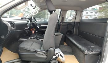 REVO 4WD 2021 2.4 MID MT SMART CAB SILVER  8464 full