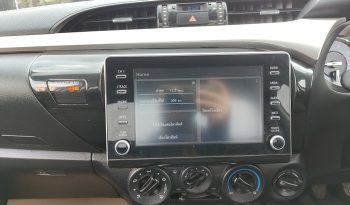 REVO 4WD 2021 2.4 MID MT SMART CAB SILVER  8464 full