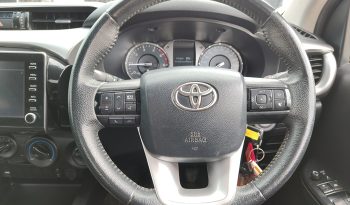 REVO 4WD 2021 2.4 MID MT SMART CAB SILVER  8464 full