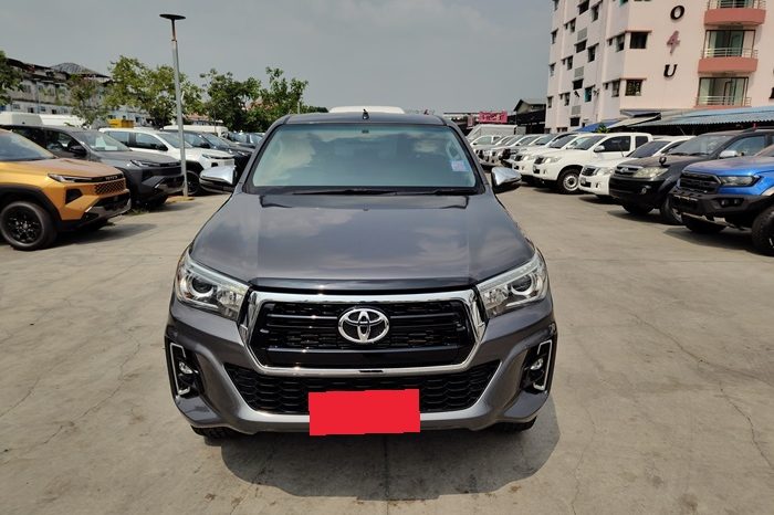 REVO PRE 2018 2.4E AT DOUBLE CAB DARK GREY  7077 full