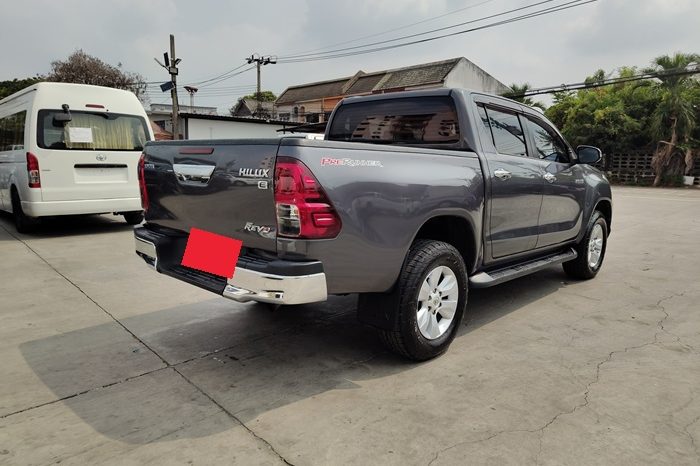REVO PRE 2018 2.4E AT DOUBLE CAB DARK GREY  7077 full