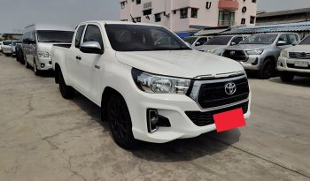 REVO 2WD 2019 2.4J MT SMART CAB WHITE  640 full