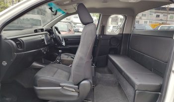 REVO 2WD 2019 2.4J MT SMART CAB WHITE  640 full