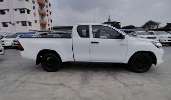 REVO 2WD 2019 2.4J MT SMART CAB WHITE  640 full
