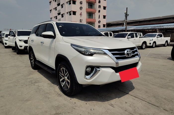 TOYOTA 4WD 2015 2.8V AT FORTUNER WHITE  3582 full
