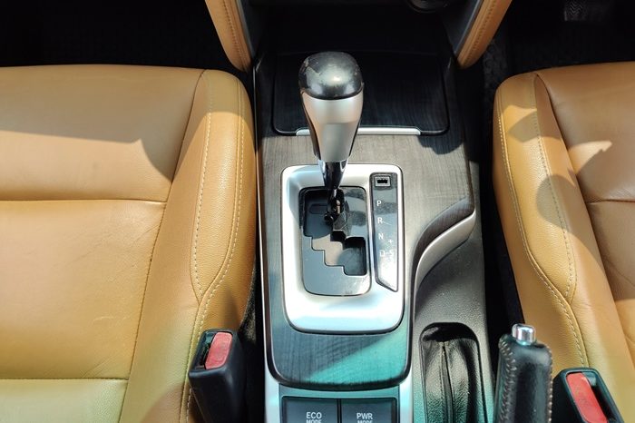 TOYOTA 4WD 2015 2.8V AT FORTUNER WHITE  3582 full