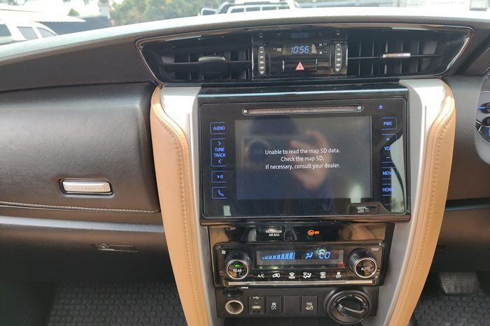 TOYOTA 4WD 2015 2.8V AT FORTUNER WHITE  3582 full