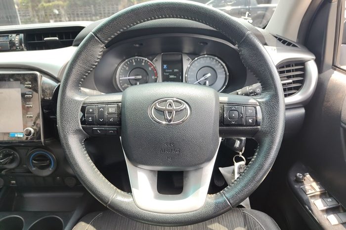 REVO PRE 2021 2.4 MID AT DOUBLE CAB BLACK  7157 full