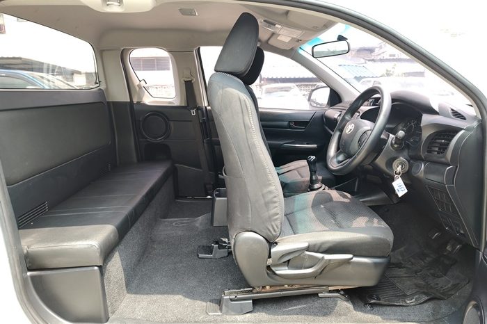 REVO 2WD 2020 2.4J MT SMART CAB WHITE  1667 full