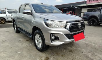 REVO PRE 2019 2.4E AT DOUBLE CAB SILVER  2044 full