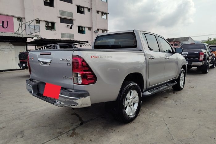 REVO PRE 2019 2.4E AT DOUBLE CAB SILVER  2044 full