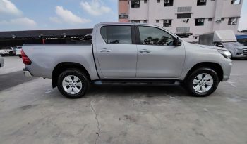 REVO PRE 2019 2.4E AT DOUBLE CAB SILVER  2044 full