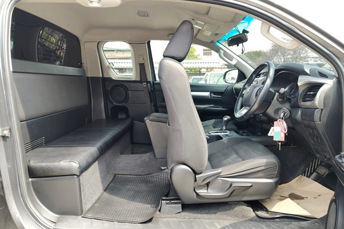 REVO PRE 2019 2.4E AT SMART CAB DARK GREY  9096 full