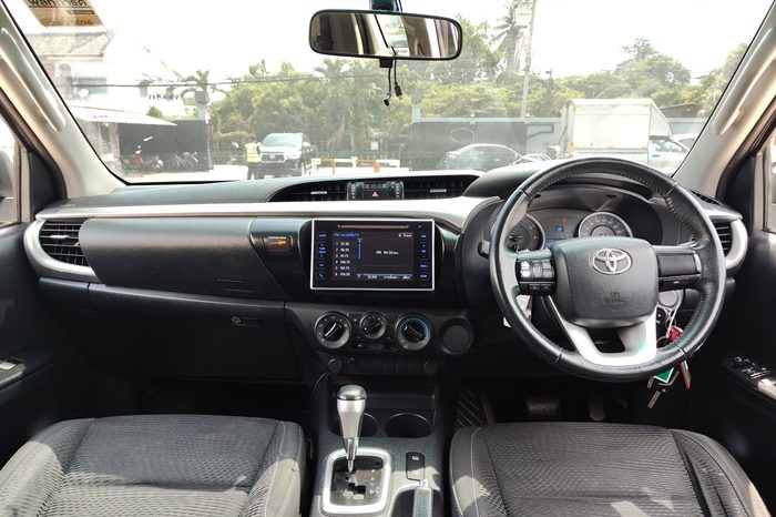 REVO PRE 2019 2.4E AT SMART CAB DARK GREY  9096 full