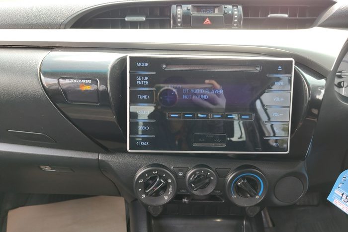 REVO PRE 2019 2.4E AT DOUBLE CAB SILVER  3424 full