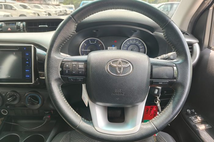 REVO PRE 2019 2.4E AT SMART CAB DARK GREY  9095 full