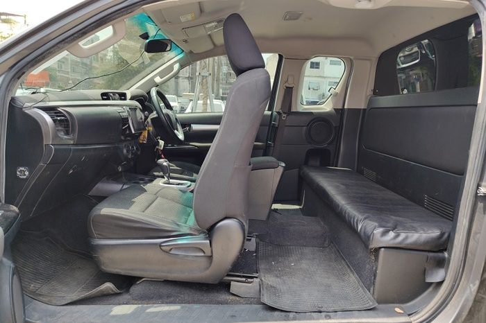 REVO PRE 2019 2.4E AT SMART CAB DARK GREY  9084 full