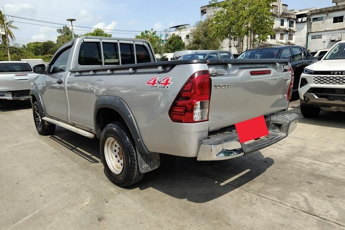 REVO 4WD 2019 2.8J MT STANDARD SILVER  2601 full