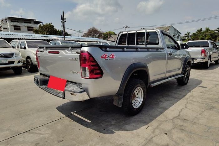 REVO 4WD 2019 2.8J MT STANDARD SILVER  2601 full