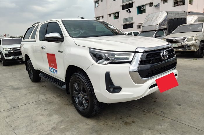 REVO PRE 2022 2.4 ENTRY AT SMART CAB WHITE  4263 full