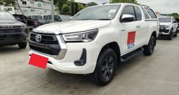 REVO PRE 2022 2.4 ENTRY AT SMART CAB WHITE  4263