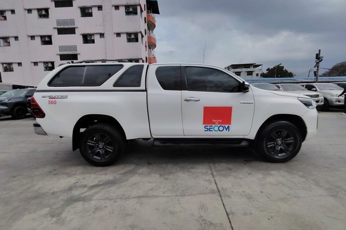 REVO PRE 2022 2.4 ENTRY AT SMART CAB WHITE  4263 full