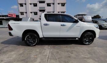REVO PRE 2019 2.4E AT DOUBLE CAB WHITE  3032 full