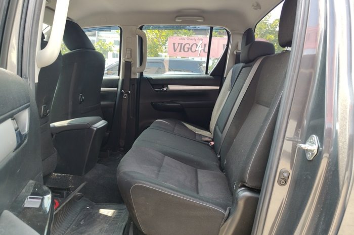 REVO PRE 2021 2.4 MID AT DOUBLE CAB DARK GREY  7975 full