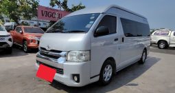 TOYOTA 2WD 2017 3.0 MT COMMUTER SILVER  2136