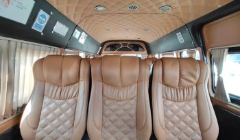 TOYOTA 2WD 2017 3.0 MT COMMUTER SILVER  2136 full