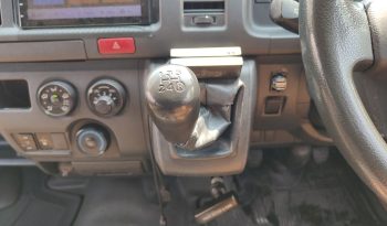 TOYOTA 2WD 2017 3.0 MT COMMUTER SILVER  2136 full