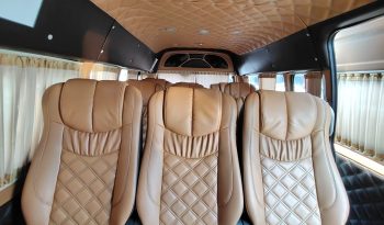 TOYOTA 2WD 2017 3.0 MT COMMUTER SILVER  2142 full