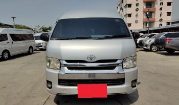 TOYOTA 2WD 2017 3.0 MT COMMUTER SILVER  2141 full